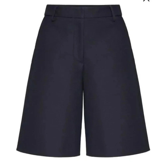 Valentino Garavani Womens V detail Bermuda Black Shorts size 38 New - Picture 2 of 12